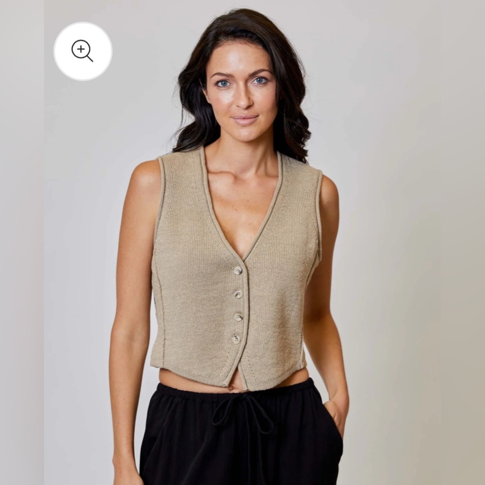 NWT DH New York Arizona Sweater Vest size XS